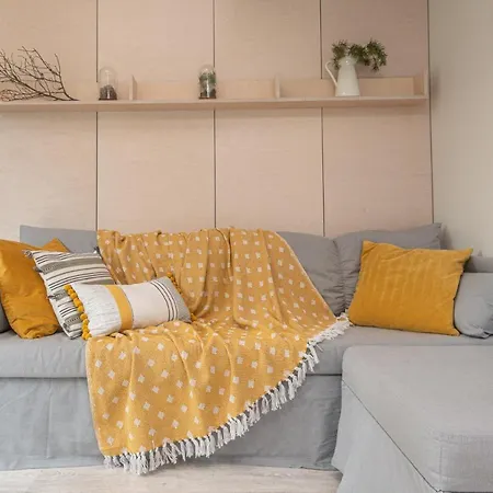 Stunning Seaside Haus 3 *