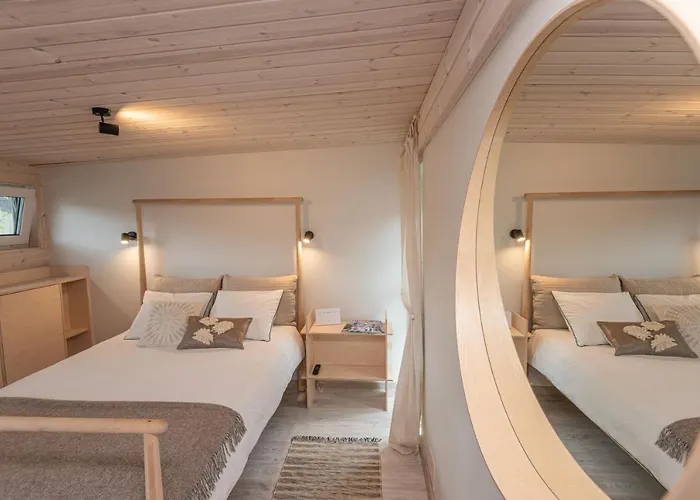 Stunning Seaside Haus 3 פלאנגה