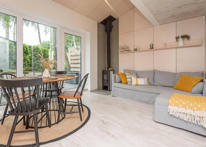 Stunning Seaside Haus 3 בית נופש